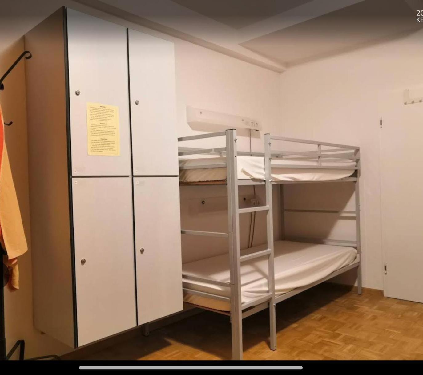 Hostel Waldblick ไฟรบวร์กอิมไบรส์เกา ภายนอก รูปภาพ