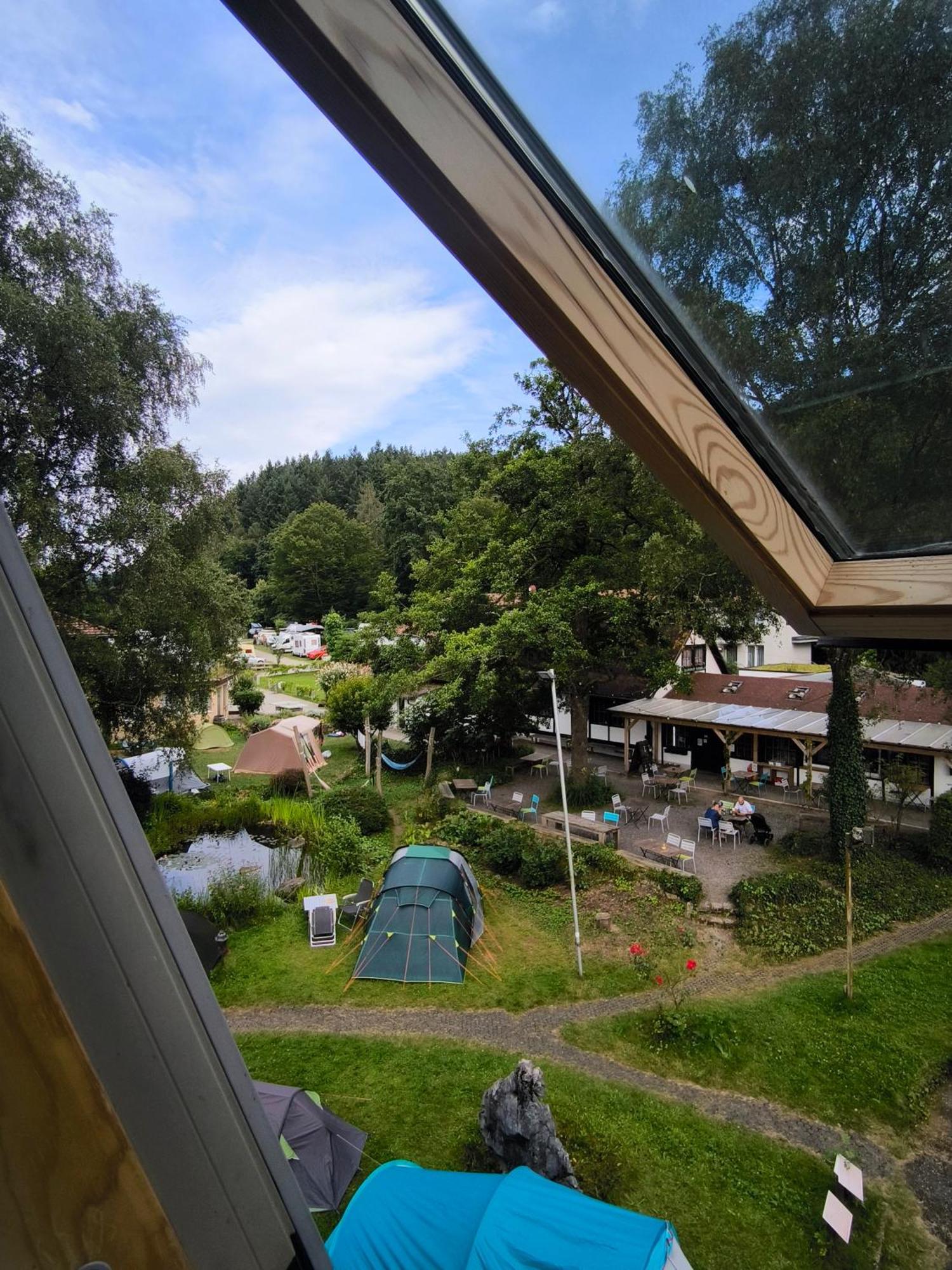 Hostel Waldblick ไฟรบวร์กอิมไบรส์เกา ภายนอก รูปภาพ